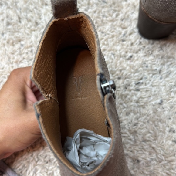 Frye Suede Ankle Boots size 6B - Picture 8 of 9